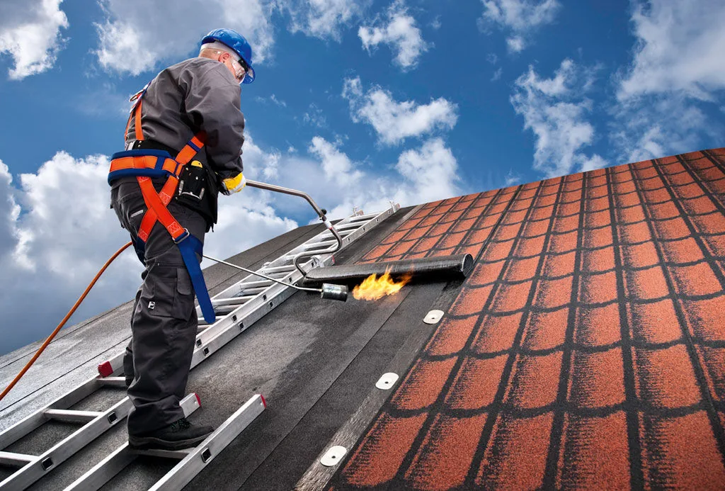 Quality repair and finishing services from Dr. Roof